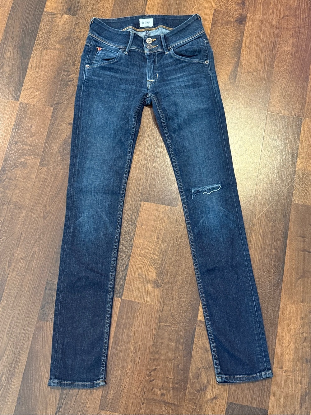 Hudson Collin Midrise Jeans Dark Blue Skinny with Subtle Distress (size 23)